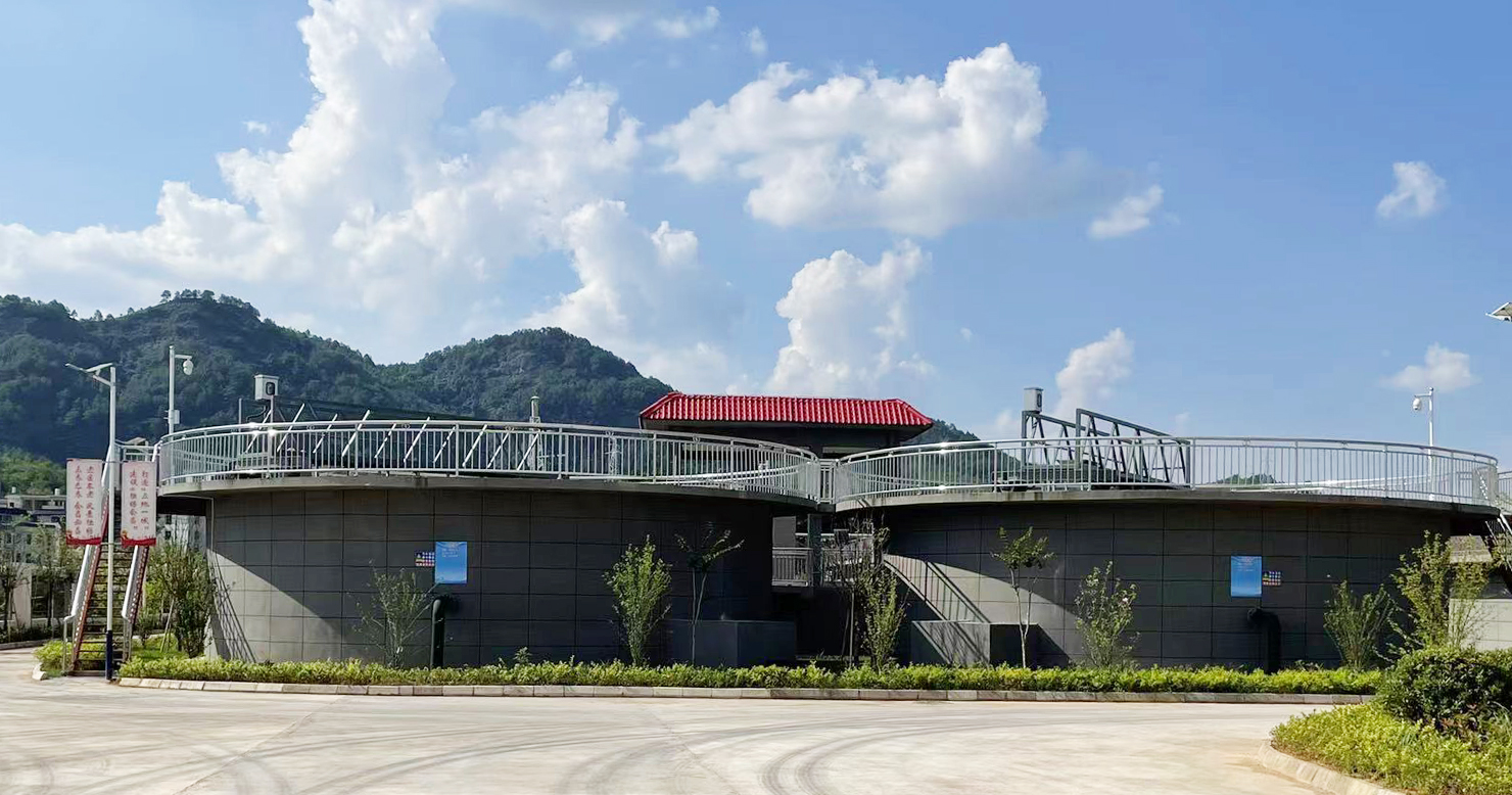 特黄片老头操老太太电影台州市永信证章有限公司
